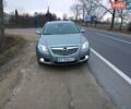 Сірий Опель Інсігнія, об'ємом двигуна 2 л та пробігом 300 тис. км за 10000 $, фото 3 на Automoto.ua