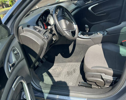 Серый Опель Инсигния, объемом двигателя 2 л и пробегом 213 тыс. км за 8950 $, фото 71 на Automoto.ua