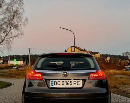 Опель Инсигния 2012 в Дрогобыче на Automoto.ua Серый Опель Инсигния, объемом двигателя 1.96 л и пробегом 273 тыс. км за 7499 $, фото 3 на Automoto.ua