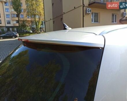 Серый Опель Инсигния, объемом двигателя 2 л и пробегом 237 тыс. км за 10199 $, фото 25 на Automoto.ua