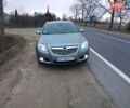 Серый Опель Инсигния, объемом двигателя 2 л и пробегом 300 тыс. км за 10000 $, фото 3 на Automoto.ua