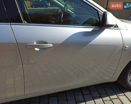 Серый Опель Инсигния, объемом двигателя 2 л и пробегом 237 тыс. км за 10199 $, фото 80 на Automoto.ua