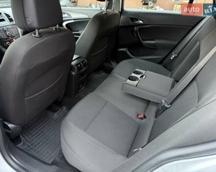 Сірий Опель Інсігнія, об'ємом двигуна 1.96 л та пробігом 251 тис. км за 7300 $, фото 2 на Automoto.ua