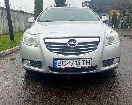 Сірий Опель Інсігнія, об'ємом двигуна 2 л та пробігом 34700 тис. км за 8200 $, фото 1 на Automoto.ua