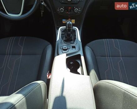 Серый Опель Инсигния, объемом двигателя 2 л и пробегом 237 тыс. км за 10199 $, фото 52 на Automoto.ua