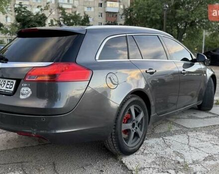 Сірий Опель Інсігнія, об'ємом двигуна 2 л та пробігом 288 тис. км за 7999 $, фото 6 на Automoto.ua