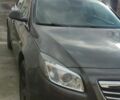 Серый Опель Инсигния, объемом двигателя 2 л и пробегом 450 тыс. км за 8000 $, фото 3 на Automoto.ua