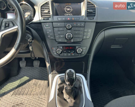 Серый Опель Инсигния, объемом двигателя 2 л и пробегом 213 тыс. км за 8950 $, фото 75 на Automoto.ua