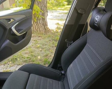 Сірий Опель Інсігнія, об'ємом двигуна 1.96 л та пробігом 284 тис. км за 8500 $, фото 8 на Automoto.ua