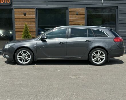 Серый Опель Инсигния, объемом двигателя 2 л и пробегом 270 тыс. км за 7800 $, фото 4 на Automoto.ua