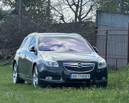 Сірий Опель Інсігнія, об'ємом двигуна 1.96 л та пробігом 247 тис. км за 9800 $, фото 9 на Automoto.ua