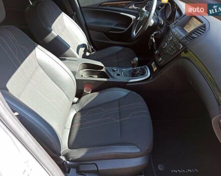 Серый Опель Инсигния, объемом двигателя 2 л и пробегом 237 тыс. км за 10199 $, фото 51 на Automoto.ua