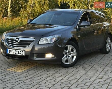 Сірий Опель Інсігнія, об'ємом двигуна 1.96 л та пробігом 217 тис. км за 7950 $, фото 2 на Automoto.ua