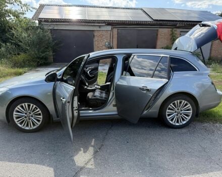 Серый Опель Инсигния, объемом двигателя 2 л и пробегом 231 тыс. км за 8574 $, фото 6 на Automoto.ua