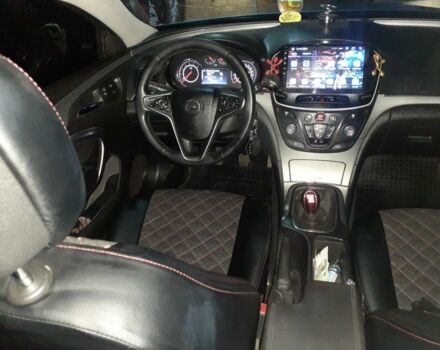 Серый Опель Инсигния, объемом двигателя 2 л и пробегом 220 тыс. км за 10100 $, фото 1 на Automoto.ua