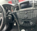 Серый Опель Инсигния, объемом двигателя 1.96 л и пробегом 230 тыс. км за 10600 $, фото 7 на Automoto.ua