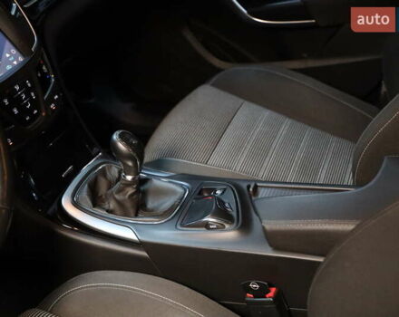 Сірий Опель Інсігнія, об'ємом двигуна 2 л та пробігом 225 тис. км за 10800 $, фото 21 на Automoto.ua