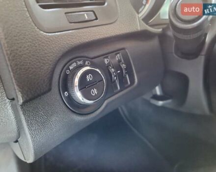 Сірий Опель Інсігнія, об'ємом двигуна 1.96 л та пробігом 322 тис. км за 8000 $, фото 43 на Automoto.ua