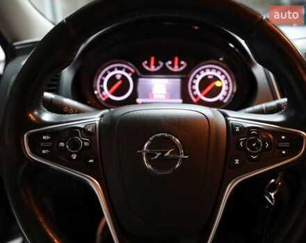 Сірий Опель Інсігнія, об'ємом двигуна 2 л та пробігом 225 тис. км за 10800 $, фото 11 на Automoto.ua