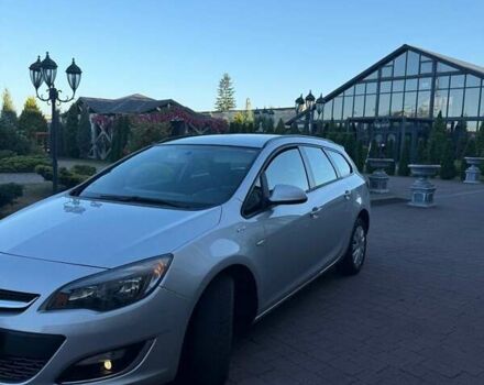 Серый Опель Инсигния, объемом двигателя 1.69 л и пробегом 229 тыс. км за 7800 $, фото 6 на Automoto.ua