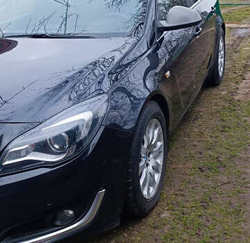 Серый Опель Инсигния, объемом двигателя 2 л и пробегом 235 тыс. км за 12200 $, фото 3 на Automoto.ua