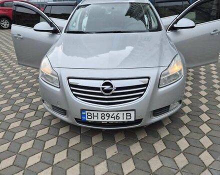 Серый Опель Инсигния, объемом двигателя 1.96 л и пробегом 238 тыс. км за 10700 $, фото 4 на Automoto.ua