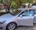 Серый Опель Инсигния, объемом двигателя 1.96 л и пробегом 320 тыс. км за 7500 $, фото 7 на Automoto.ua