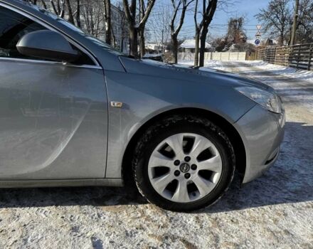 Серый Опель Инсигния, объемом двигателя 2 л и пробегом 303 тыс. км за 6440 $, фото 3 на Automoto.ua