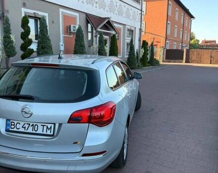 Серый Опель Инсигния, объемом двигателя 1.69 л и пробегом 229 тыс. км за 7800 $, фото 7 на Automoto.ua