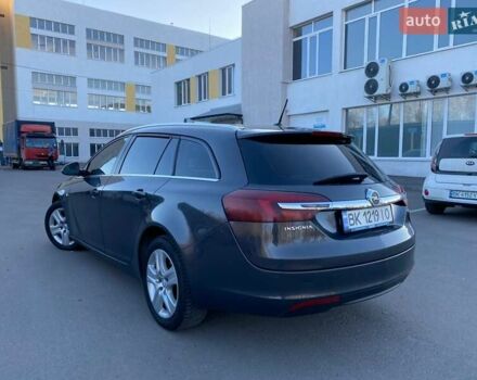 Серый Опель Инсигния, объемом двигателя 1.96 л и пробегом 360 тыс. км за 9200 $, фото 7 на Automoto.ua