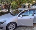 Серый Опель Инсигния, объемом двигателя 1.96 л и пробегом 270 тыс. км за 9000 $, фото 7 на Automoto.ua