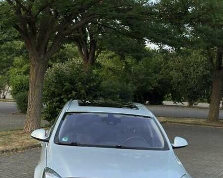 Сірий Опель Інсігнія, об'ємом двигуна 1.96 л та пробігом 239 тис. км за 9500 $, фото 1 на Automoto.ua