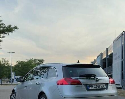 Сірий Опель Інсігнія, об'ємом двигуна 1.96 л та пробігом 239 тис. км за 9500 $, фото 2 на Automoto.ua