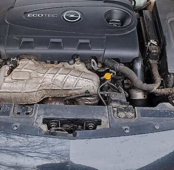 Серый Опель Инсигния, объемом двигателя 2 л и пробегом 235 тыс. км за 12200 $, фото 7 на Automoto.ua