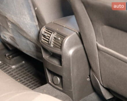 Сірий Опель Інсігнія, об'ємом двигуна 2 л та пробігом 225 тис. км за 10800 $, фото 25 на Automoto.ua