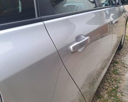 Серый Опель Инсигния, объемом двигателя 1.69 л и пробегом 229 тыс. км за 7800 $, фото 12 на Automoto.ua