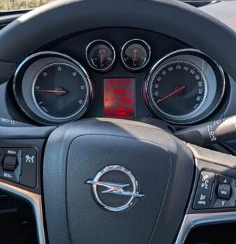Сірий Опель Інсігнія, об'ємом двигуна 1.96 л та пробігом 314 тис. км за 10800 $, фото 52 на Automoto.ua