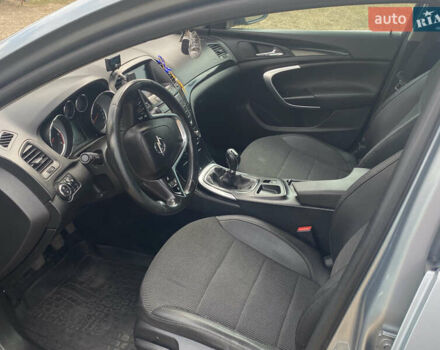 Серый Опель Инсигния, объемом двигателя 2 л и пробегом 338 тыс. км за 8100 $, фото 7 на Automoto.ua