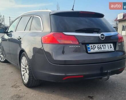 Сірий Опель Інсігнія, об'ємом двигуна 2 л та пробігом 225 тис. км за 8899 $, фото 7 на Automoto.ua