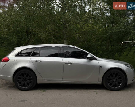 Серый Опель Инсигния, объемом двигателя 1.96 л и пробегом 233 тыс. км за 9500 $, фото 13 на Automoto.ua