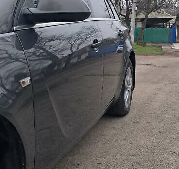 Серый Опель Инсигния, объемом двигателя 1.96 л и пробегом 292 тыс. км за 11000 $, фото 14 на Automoto.ua