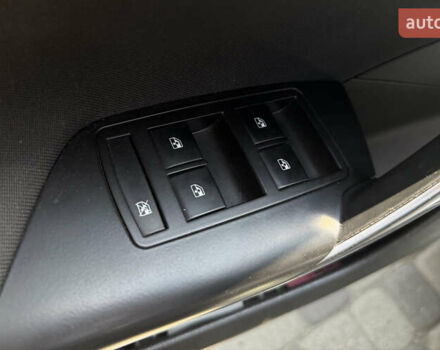 Сірий Опель Інсігнія, об'ємом двигуна 1.96 л та пробігом 277 тис. км за 9700 $, фото 16 на Automoto.ua