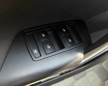 Сірий Опель Інсігнія, об'ємом двигуна 2 л та пробігом 277 тис. км за 9700 $, фото 16 на Automoto.ua