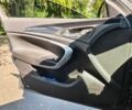 Сірий Опель Інсігнія, об'ємом двигуна 2 л та пробігом 210 тис. км за 8000 $, фото 12 на Automoto.ua