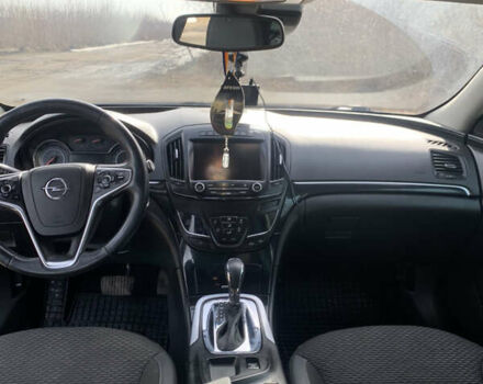 Серый Опель Инсигния, объемом двигателя 2 л и пробегом 263 тыс. км за 11000 $, фото 9 на Automoto.ua