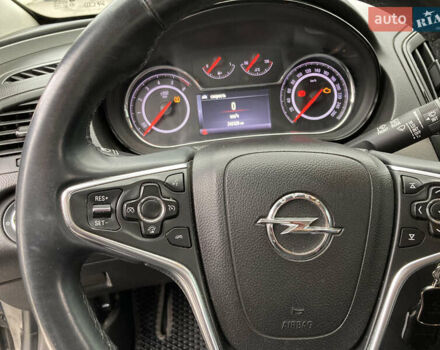 Сірий Опель Інсігнія, об'ємом двигуна 1.96 л та пробігом 238 тис. км за 10500 $, фото 5 на Automoto.ua