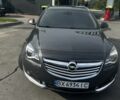 Серый Опель Инсигния, объемом двигателя 2 л и пробегом 255 тыс. км за 11000 $, фото 6 на Automoto.ua