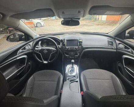 Серый Опель Инсигния, объемом двигателя 1.96 л и пробегом 205 тыс. км за 10700 $, фото 5 на Automoto.ua