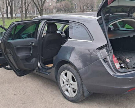 Серый Опель Инсигния, объемом двигателя 1.96 л и пробегом 292 тыс. км за 11000 $, фото 52 на Automoto.ua