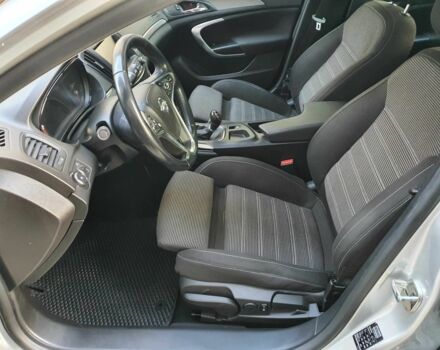 Серый Опель Инсигния, объемом двигателя 2 л и пробегом 300 тыс. км за 8800 $, фото 8 на Automoto.ua